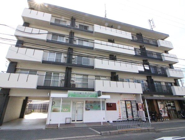 池田マンションの物件外観写真